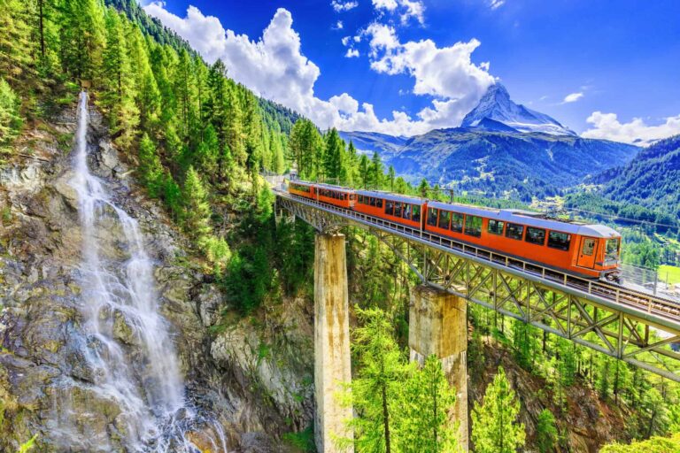 Saving Money on Luxury Swiss Vacations: The Ultimate Travel Guide